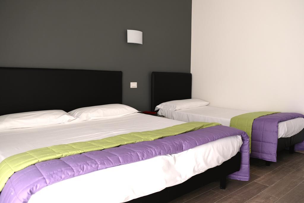 Hotel Désirée San Benedetto del Tronto Esterno foto