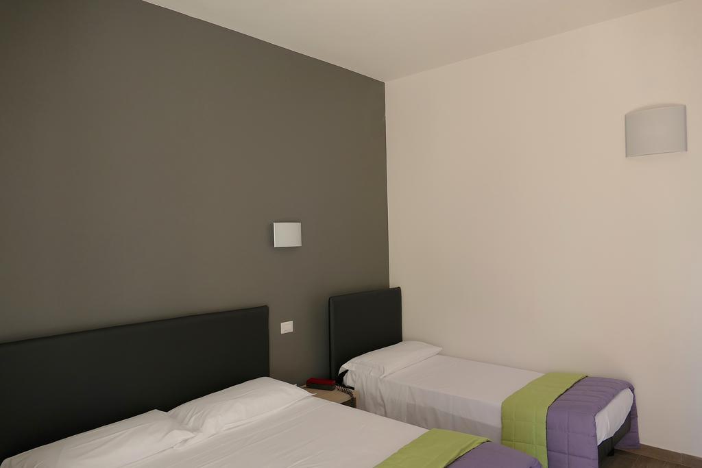 Hotel Désirée San Benedetto del Tronto Esterno foto
