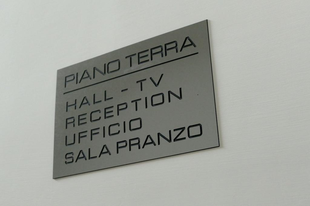 Hotel Désirée San Benedetto del Tronto Esterno foto