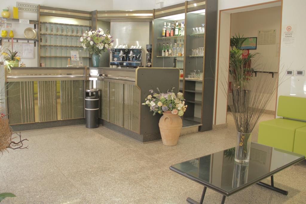 Hotel Désirée San Benedetto del Tronto Esterno foto